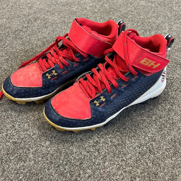 Under Armour Other - UNDER ARMOR Baseball cleats